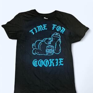 Black Cookie Monster Sesame Street tee - Size M